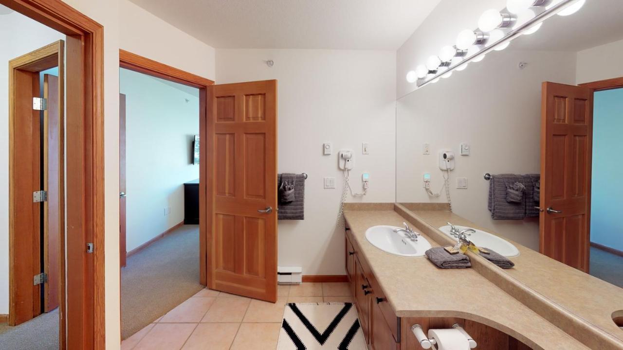 Apartment Stoney Creek- Lagoons By Premier Whistler