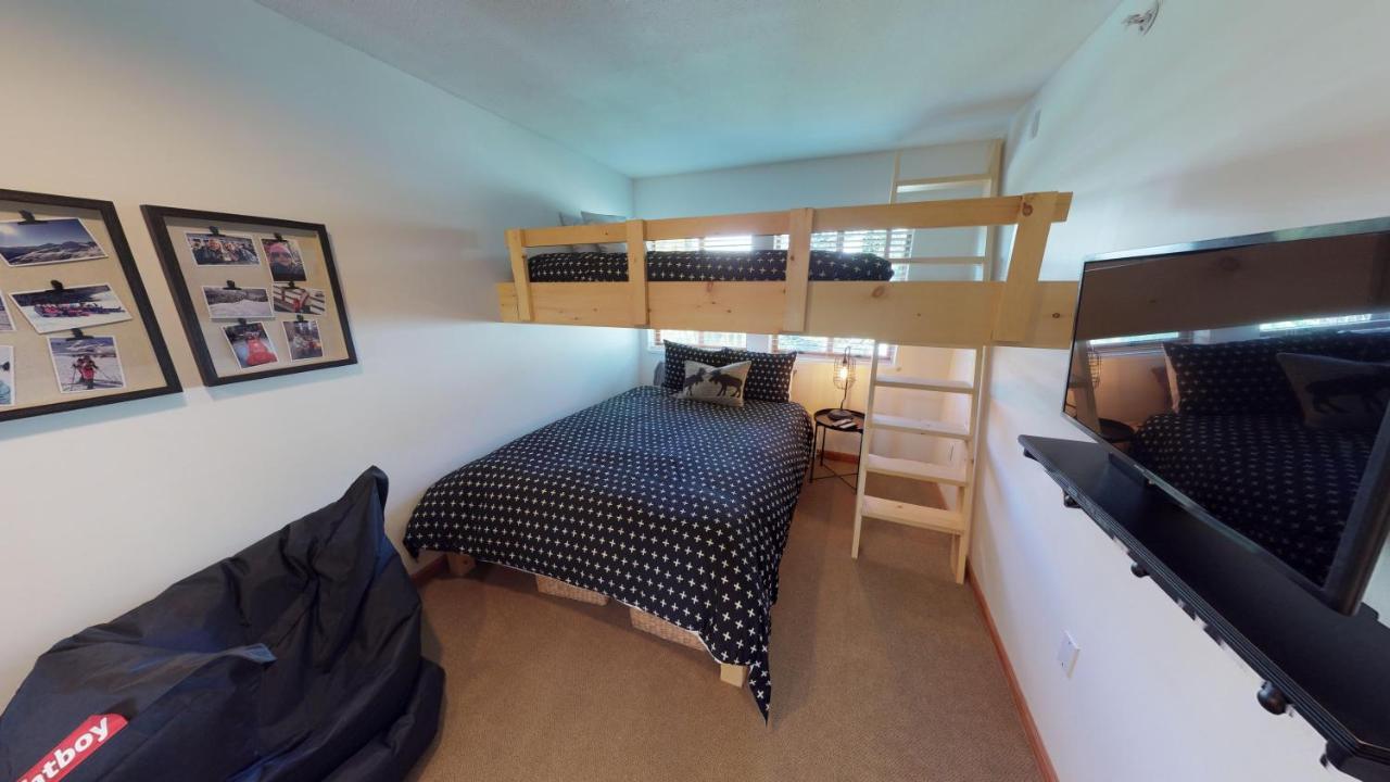 Apartment Stoney Creek- Lagoons By Premier *