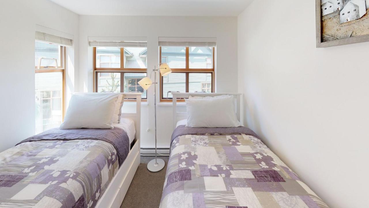Apartment Stoney Creek- Lagoons By Premier