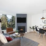 Contemporary & Spacious Slopeside 1Br Getaway