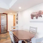 Carleton Lodge By Outpost Whistler