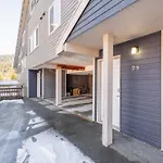 Gondola Heights By Outpost Whistler