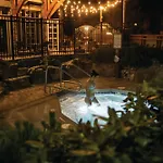 Pan Pacific Whistler Village Centre