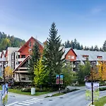 Lake Placid Lodge By Whistler Retreats
