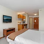 Cascade Lodge