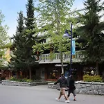 Whistler Town Plaza By Latour Hotels