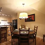 Villas Snowberry By Whistler Retreats