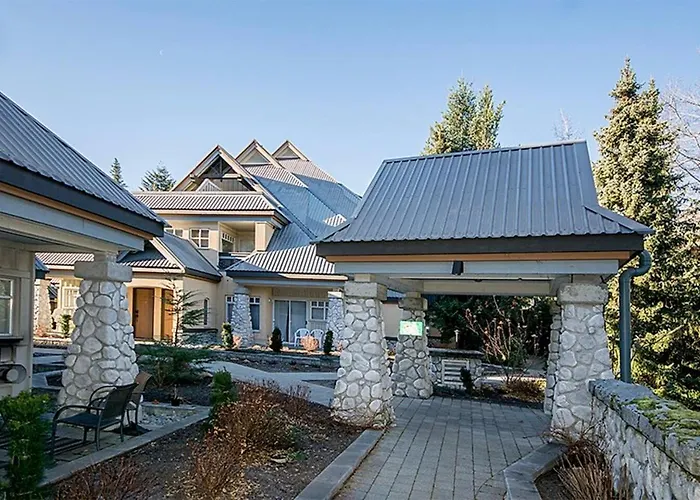 Lagoons By Cozystay Signature Whistler