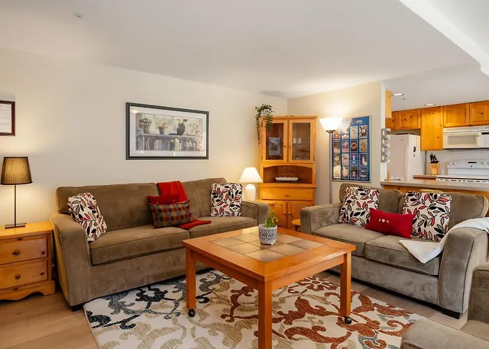 2Br Cozy Townhome In Village Location By Harmony Whistler