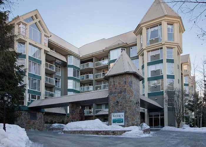 Woodrun Lodge 216 | Renovated Ski-In Ski-Out Condo W/ Free Parking, Pool, Hot Tub, & Gym