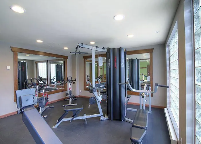 Whistler Town Plaza By Latour Hotels