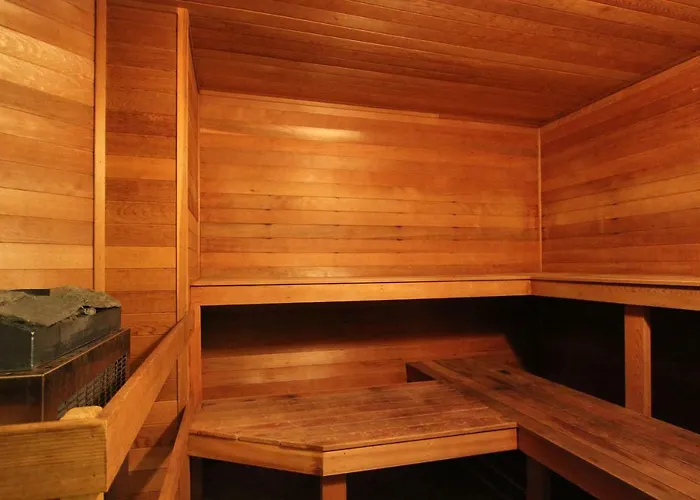 Rainbow Suites By Whistler Retreats