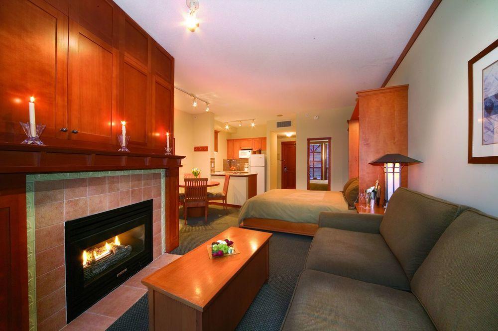 Pan Pacific Mountainside Hotel Whistler