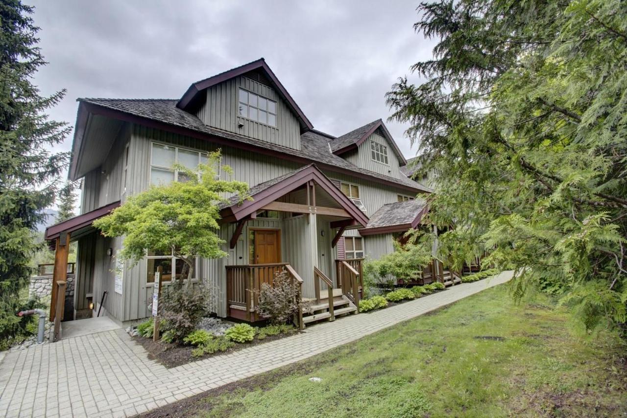Holiday home Beautiful Golf Course Setting By Harmony