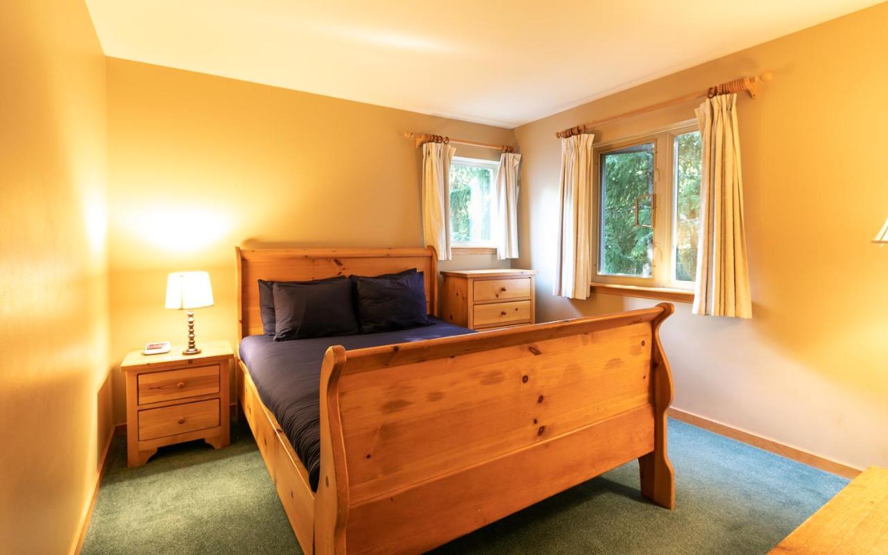 Lorimer Ridge Chalet Whistler