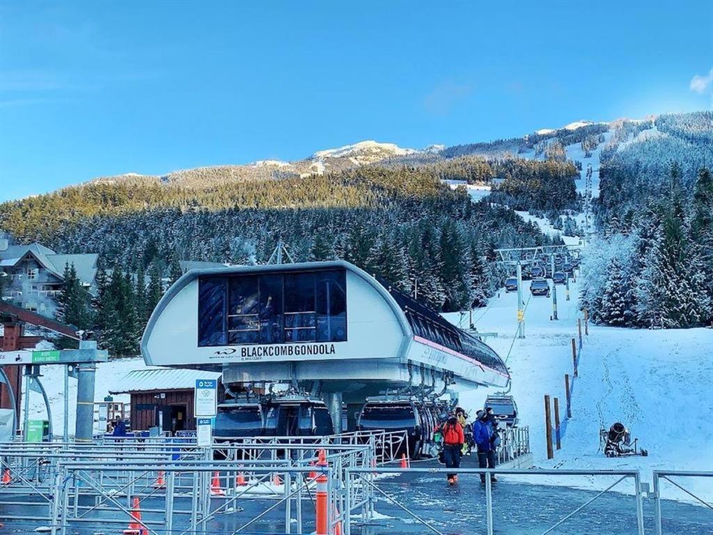 Powderhorn By Blackcomb Vacation
