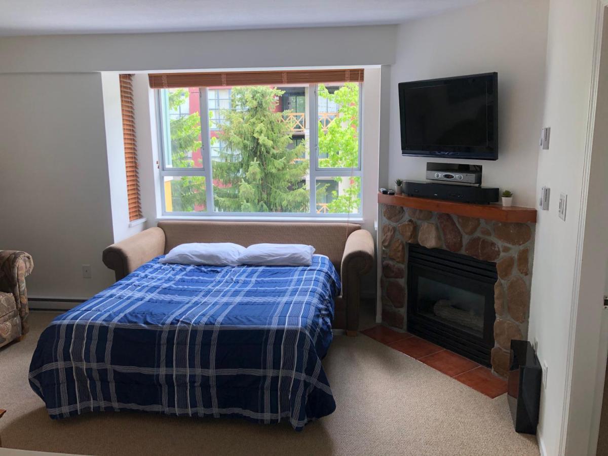 Apartment Bear Whistler