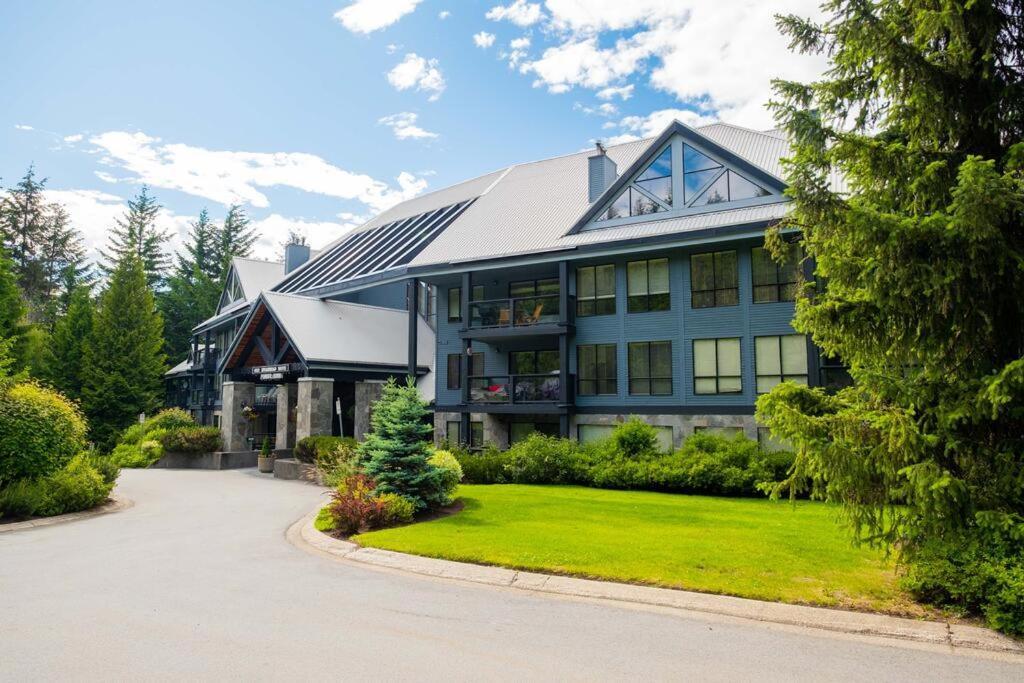 Powderhorn By Blackcomb Vacation Apartment