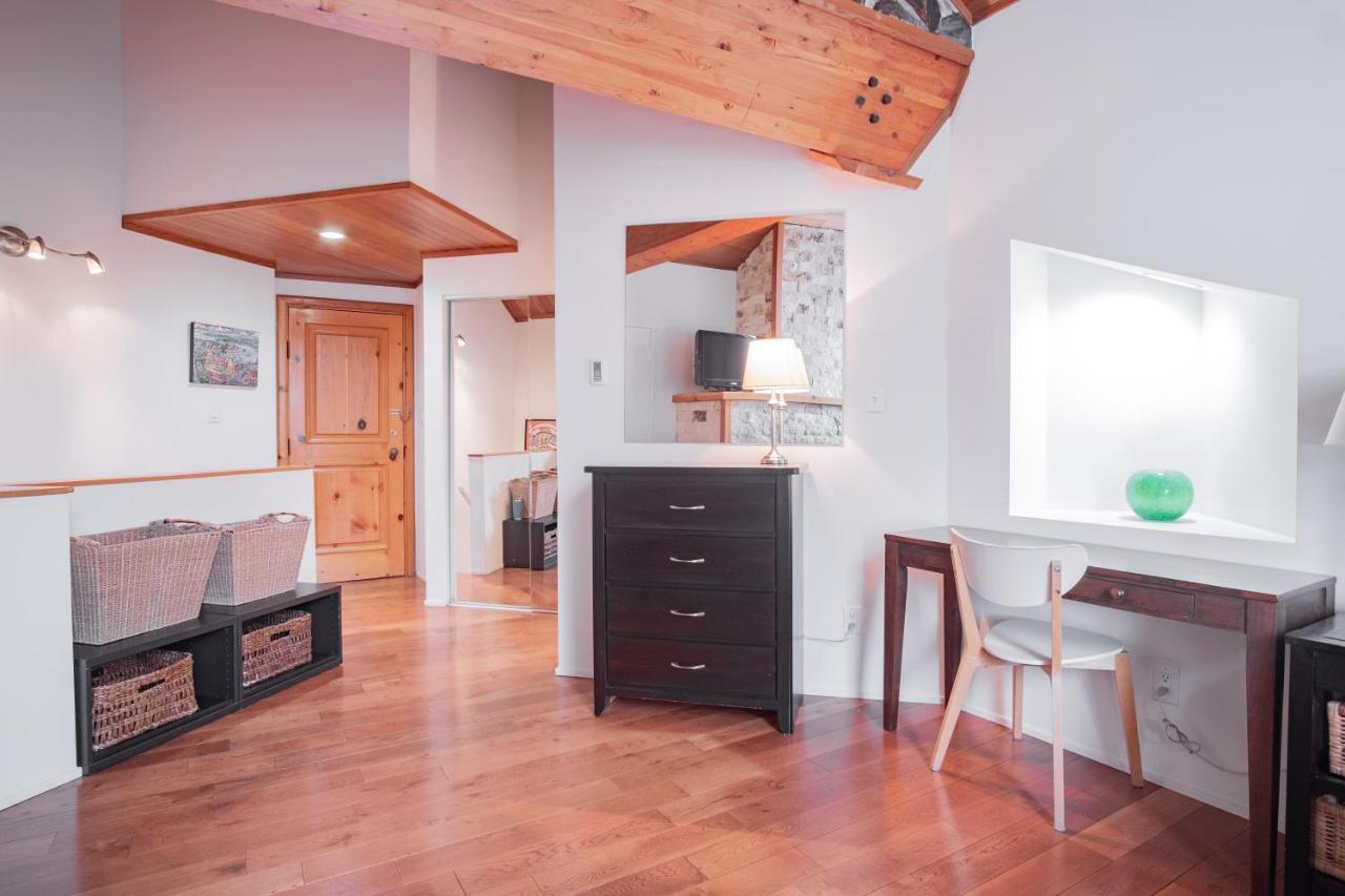 Rainbow By Outpost Whistler Holiday home