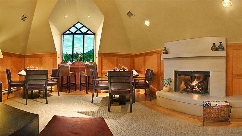 Hotel Pan Pacific Mountainside Whistler