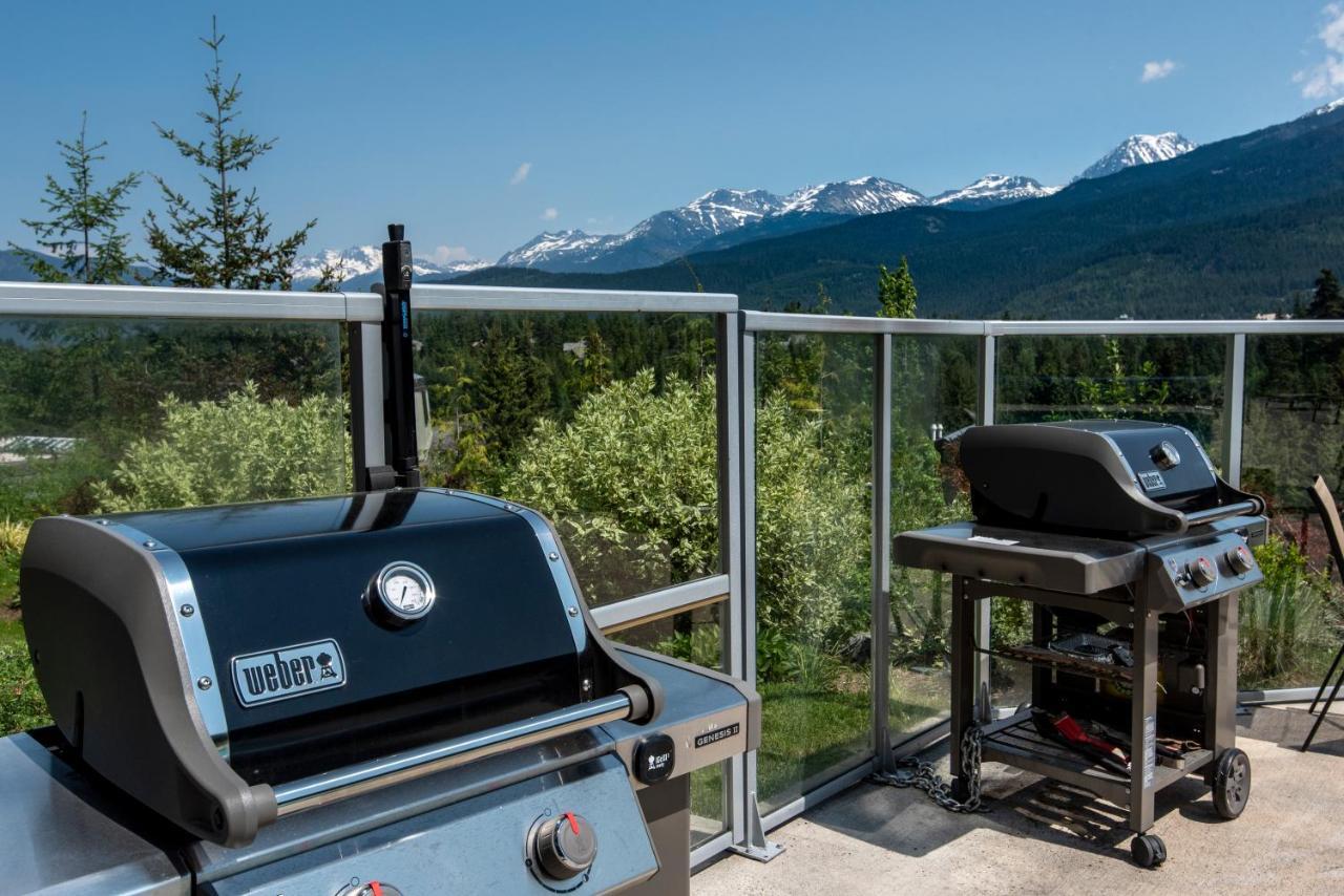 The Ironwood On Blueberry Hill Apartment Whistler