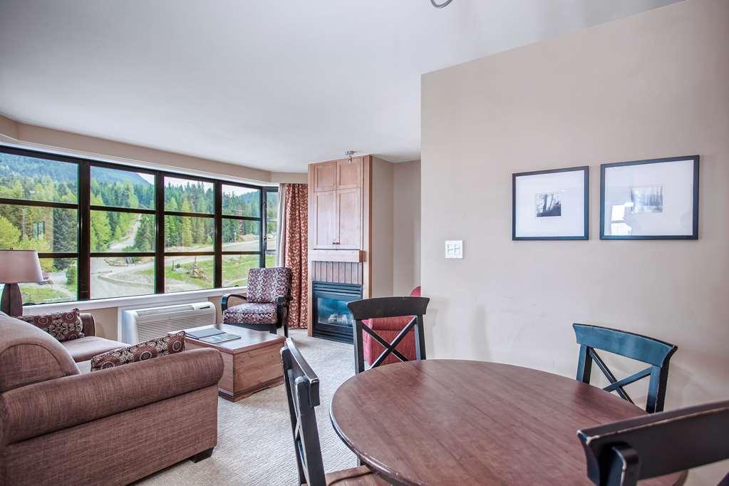 Sundial Hotel 4*