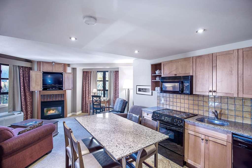 Sundial Hotel Whistler