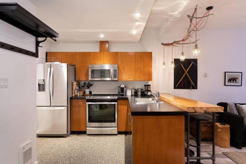 Prime Location, In/out Apartment