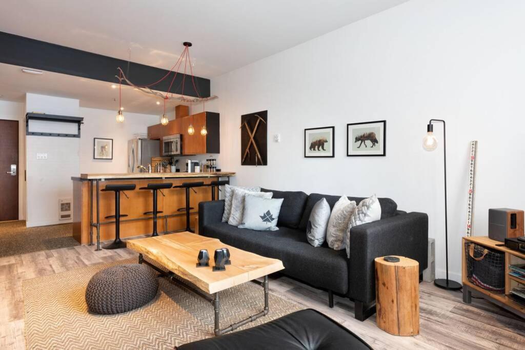 Prime Location, In/out Whistler