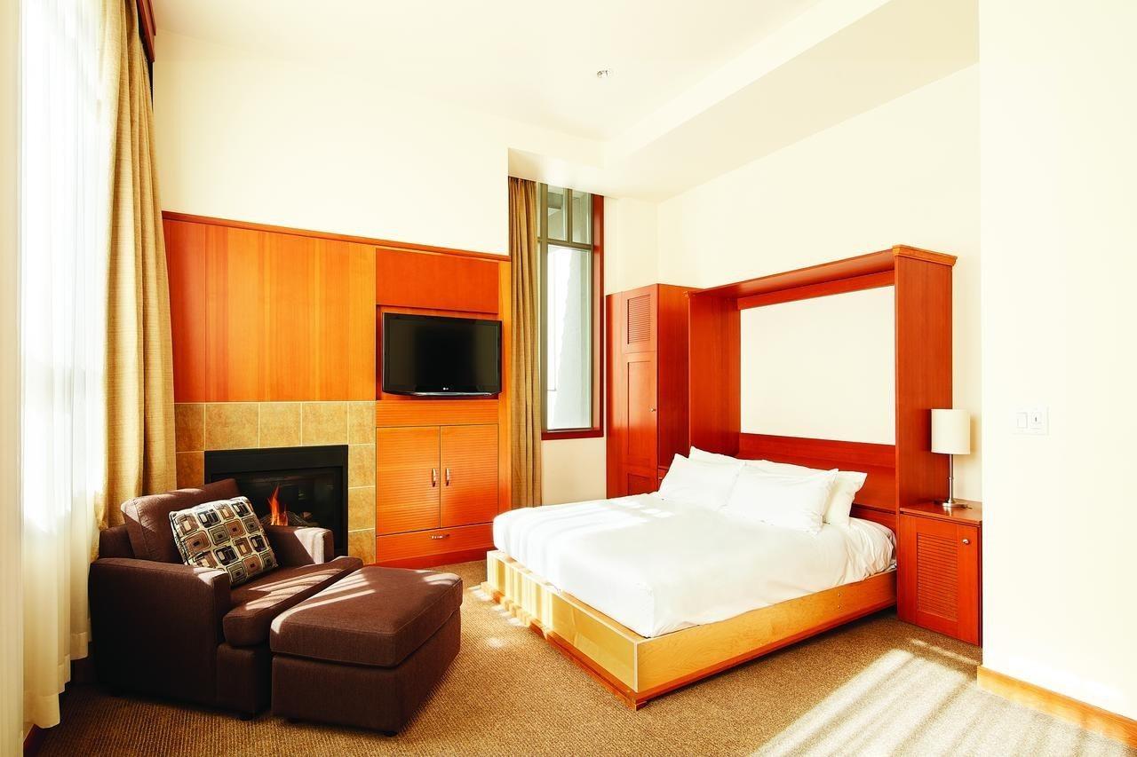 Pan Pacific Village Centre 4* Whistler