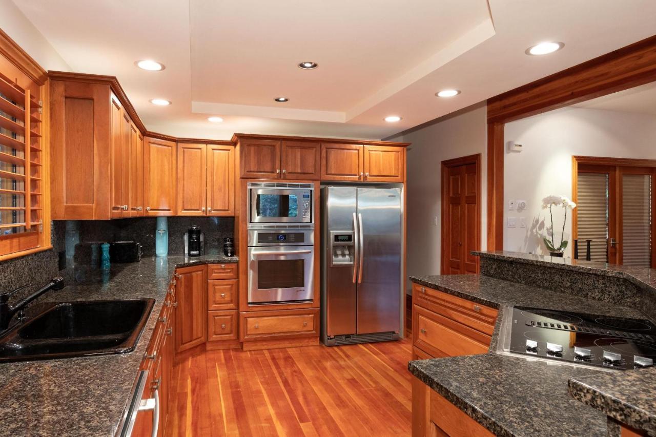 Luxury 5 Bedroom Blueberry