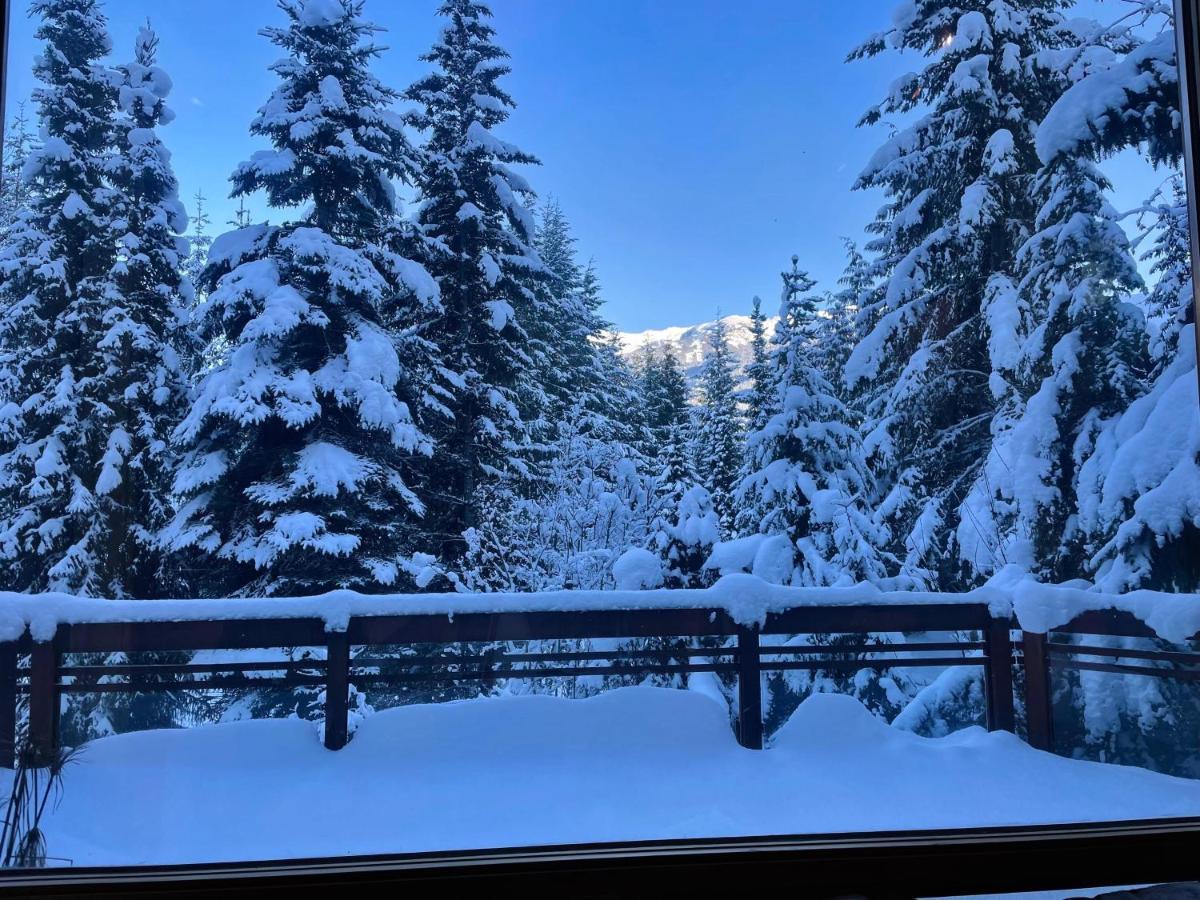 Luxury 5 Bedroom Blueberry Whistler