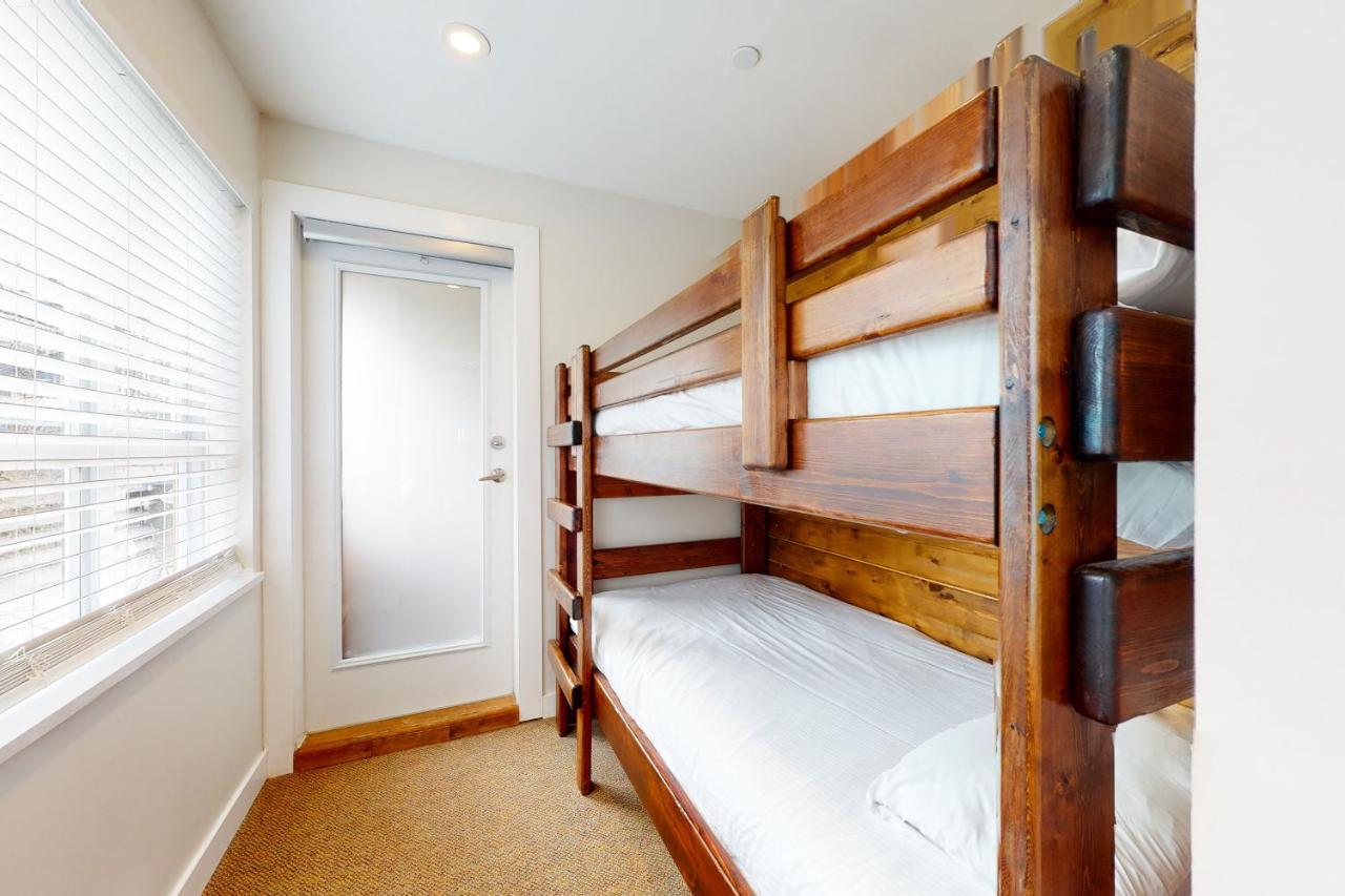 Apartment Market Place 249 Whistler