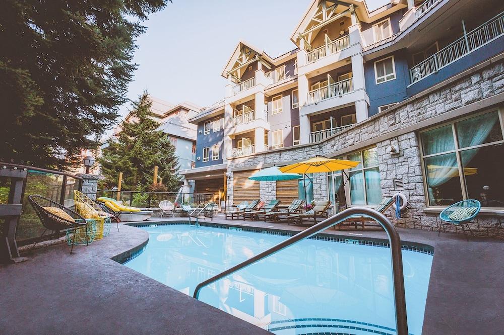 Summit Boutique By Paradox Whistler