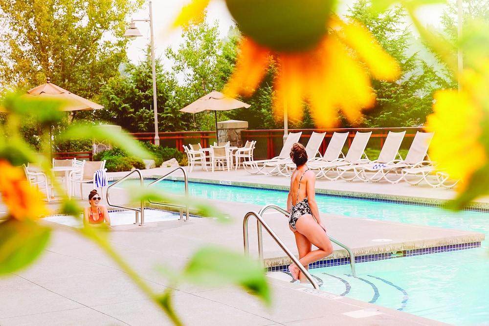Pan Pacific Village Centre 4* Whistler