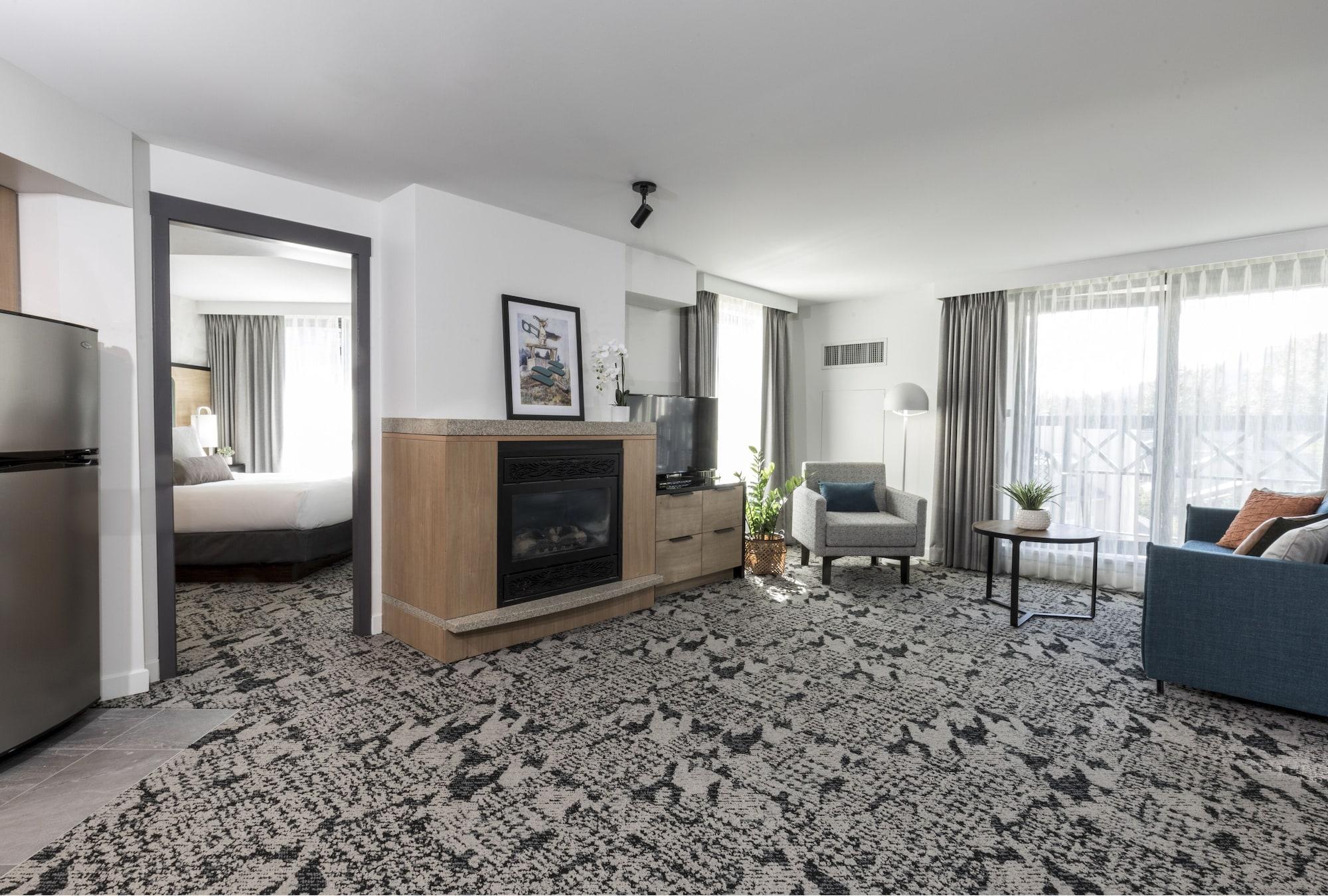 The Crystal 4* Whistler