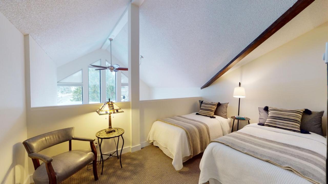 Greyhawk By Premier Apartment Whistler