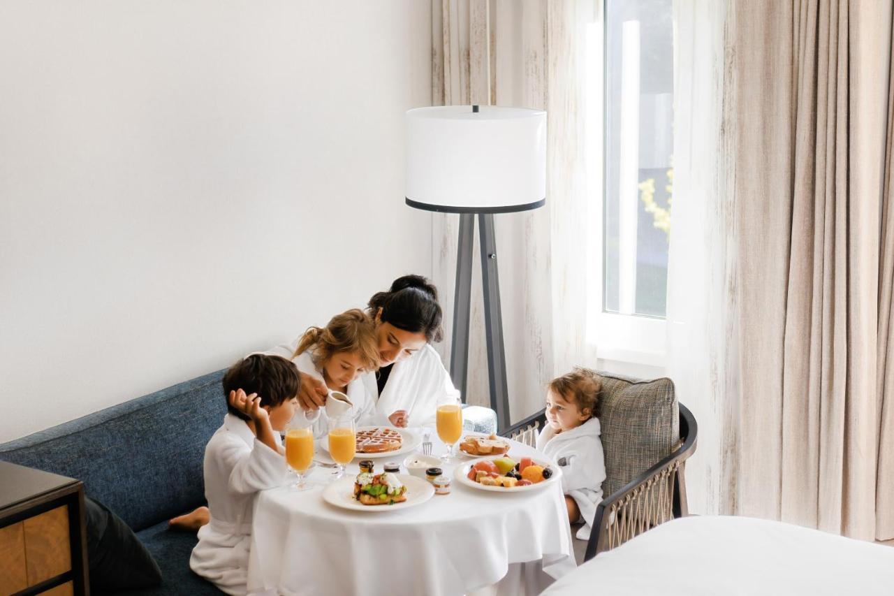 Fairmont Chateau Resort 5*