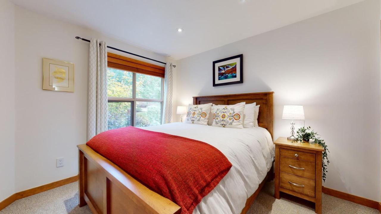 Beautiful Golf Course Setting By Harmony Holiday home *