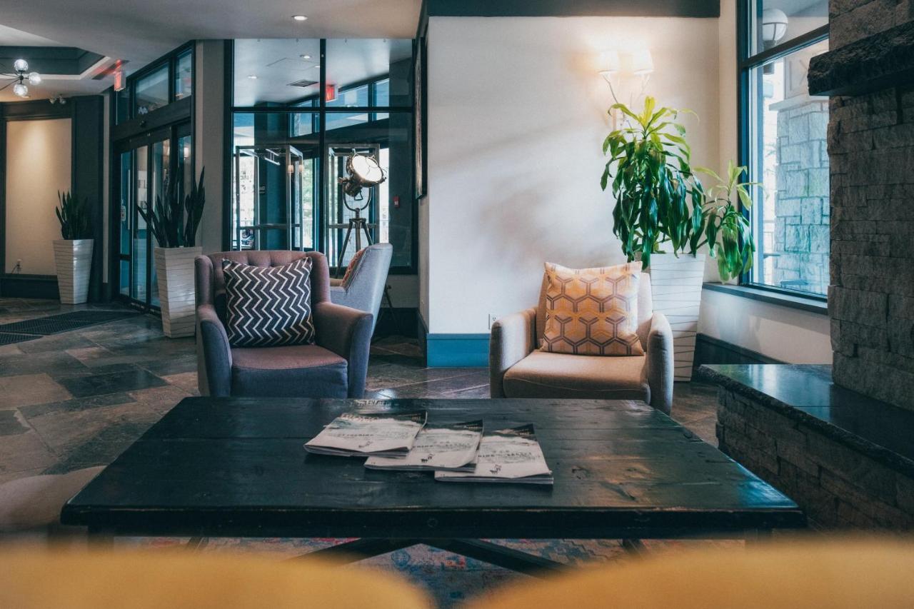 Summit Boutique By Paradox