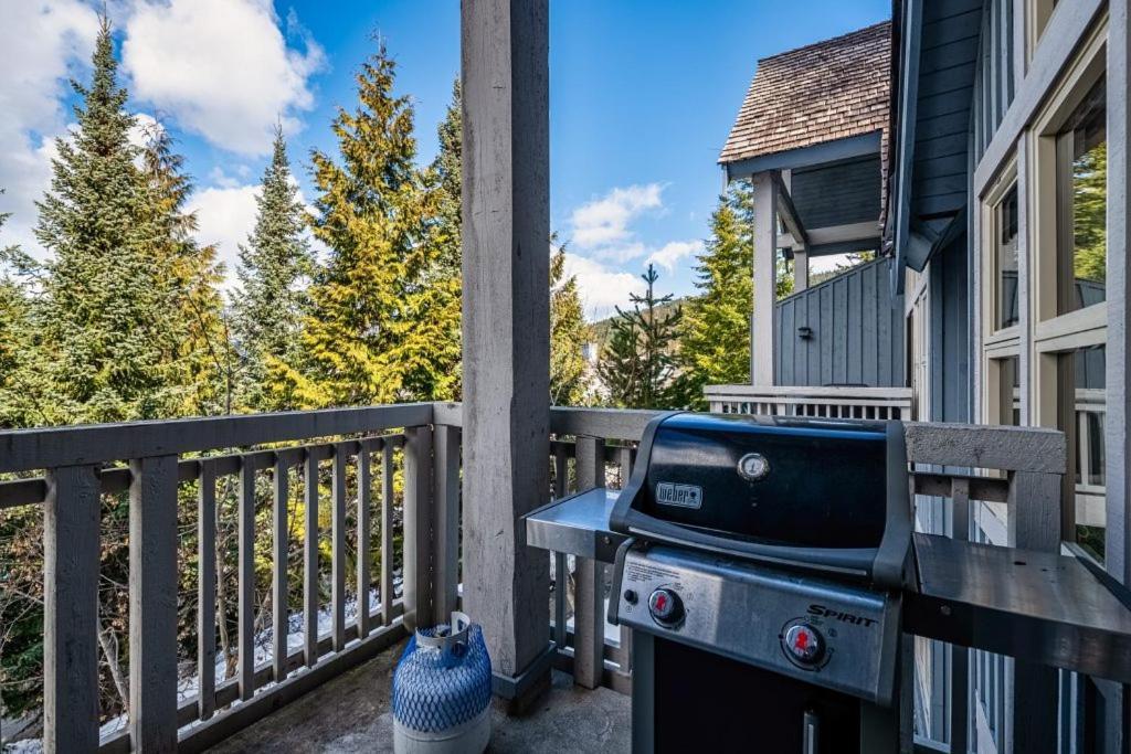 Holiday home 2br - Multi-level Townhome With Hot Tub By Harmony Whistler