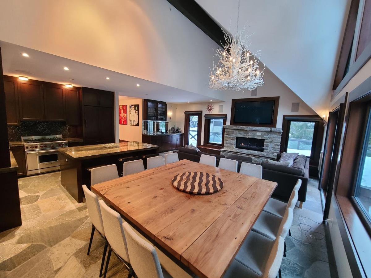 Villa Luxury Ski-in / Ski-out On Blackcomb *