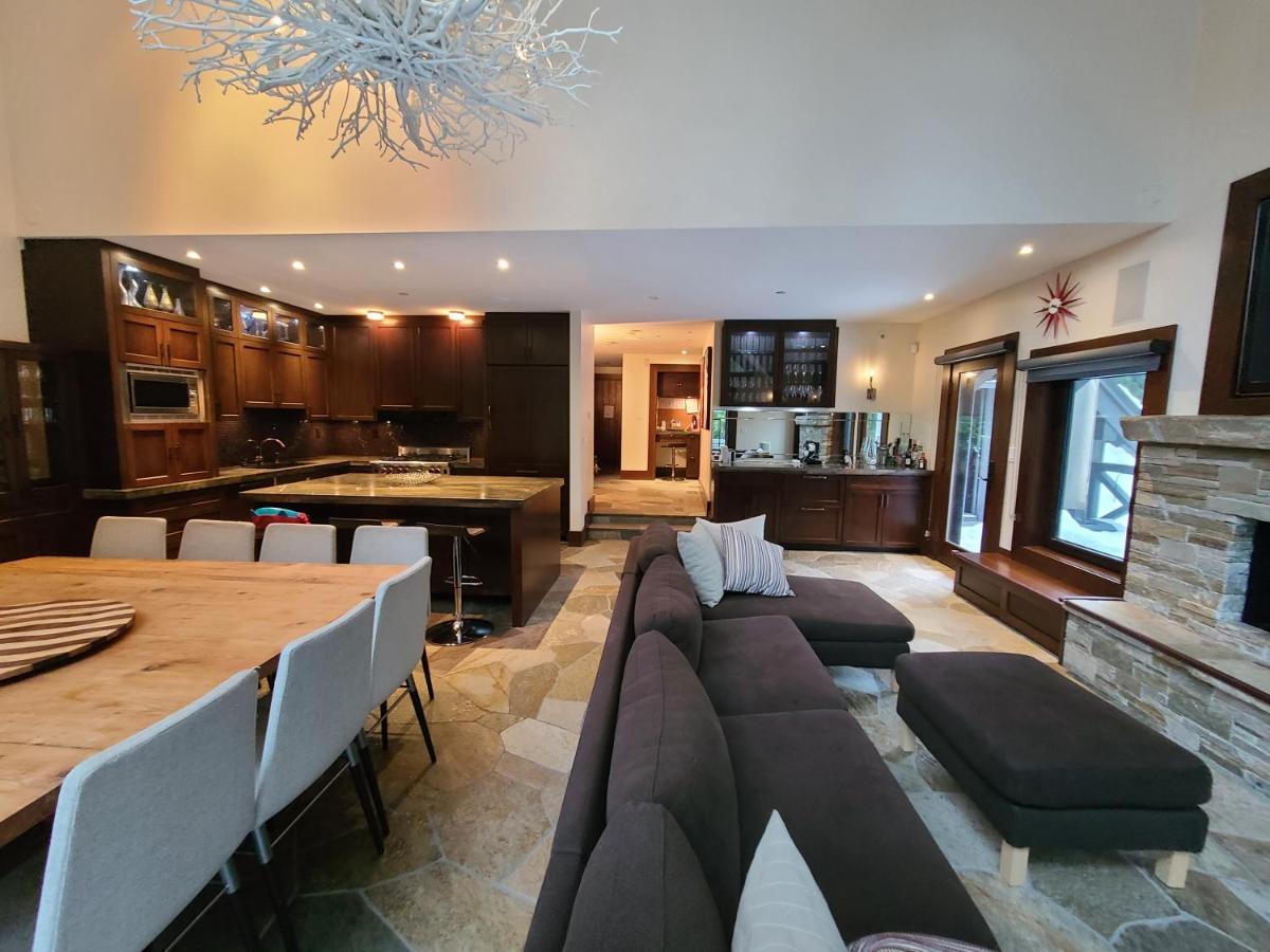 Luxury Ski-in / Ski-out On Blackcomb * Whistler