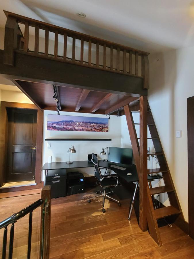 Villa Luxury Ski-in / Ski-out On Blackcomb Whistler