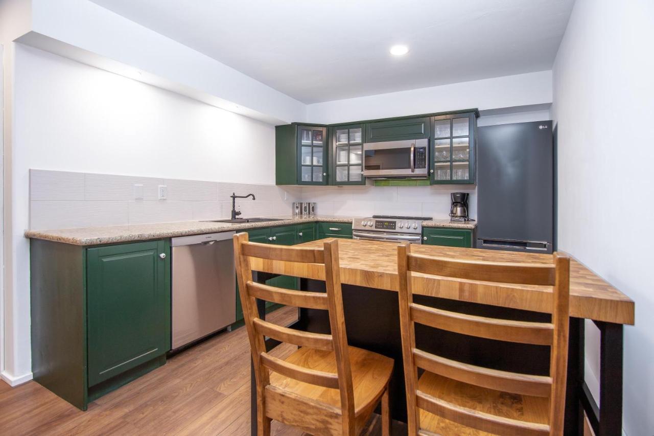 Apartment Fitzsimmons C - Private Sauna, Located In The Heart Of Village Whistler