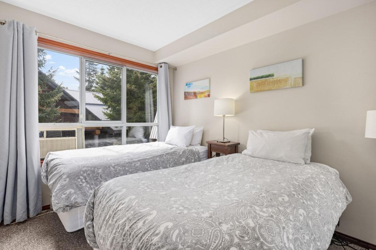 Apartment Glaciers Reach By Allseason Vacation *