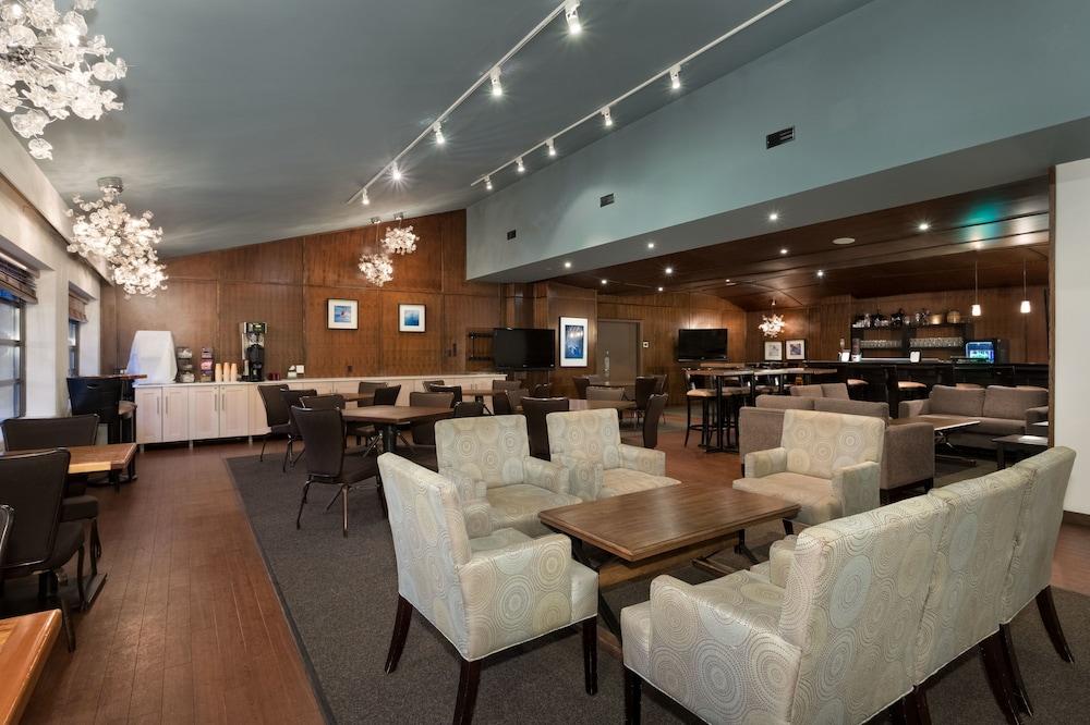 Hotel Listel Whistler, A Coast 3*