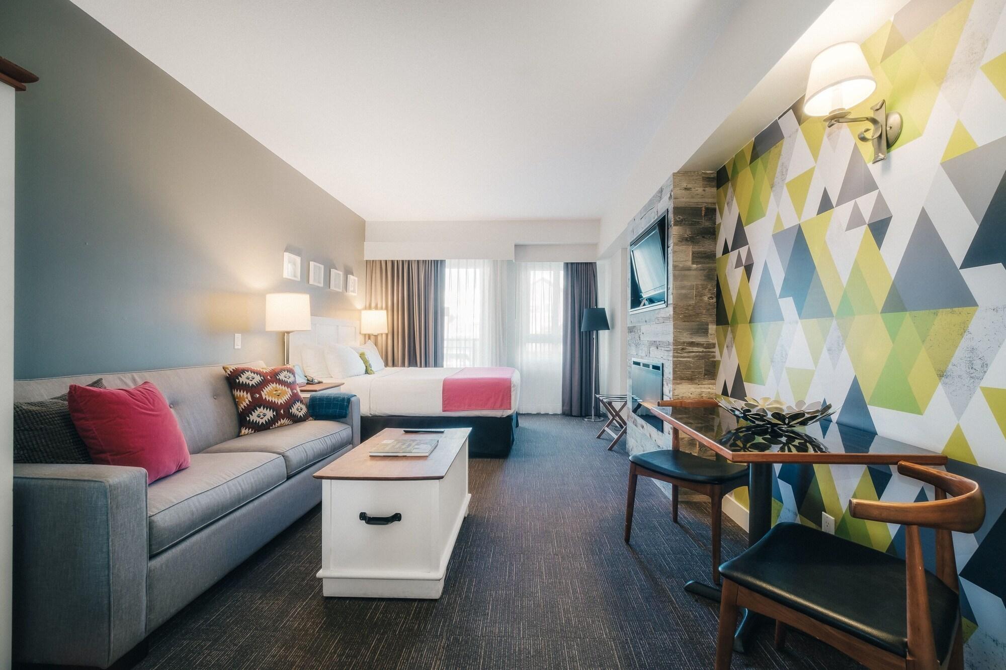 Summit Boutique By Paradox 4*