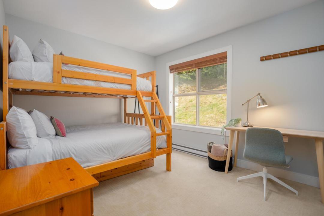 2br - Multi-level Townhome With Hot Tub By Harmony *