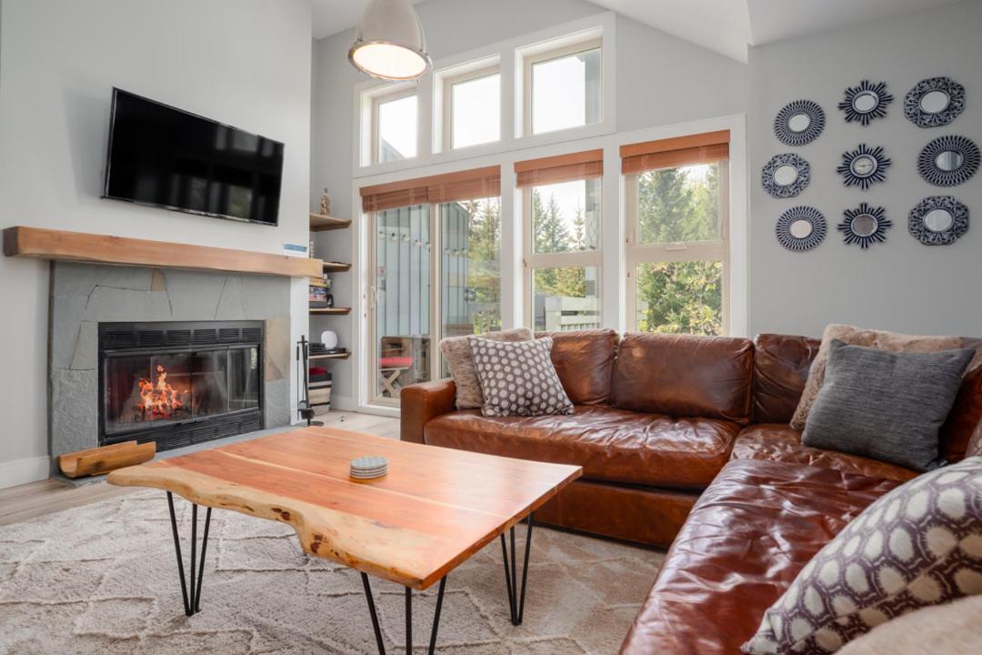 2br - Multi-level Townhome With Hot Tub By Harmony * Whistler